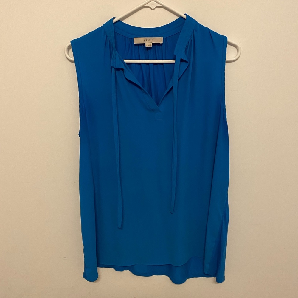 Loft large blue sleeveless blouse
